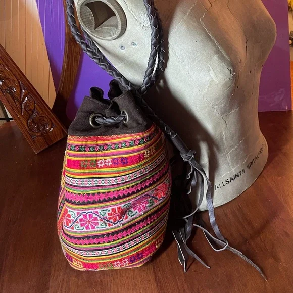 Anthropologie Jadetribe Bucket Festival bag NWT Eliz Vegan Boho Handmade Rare OM - Picture 4 of 15